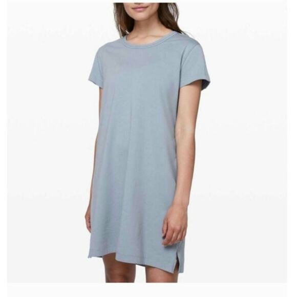 Lululemon Day Tripper Dress in Blue, sz LARGE - Picture 2 of 12